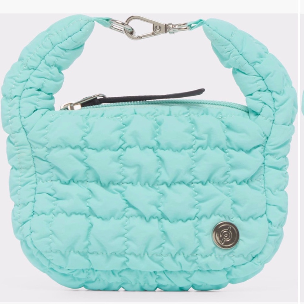 Quilted Bag~Collab with Peloton~Can be carried by hand or attach as a Bag Charm